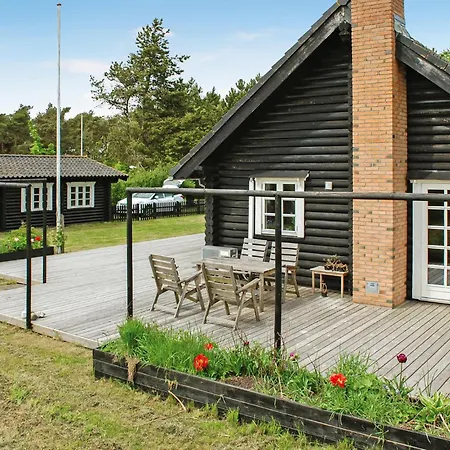 Knebel With Sauna I Feriehus Skødshoved Strand